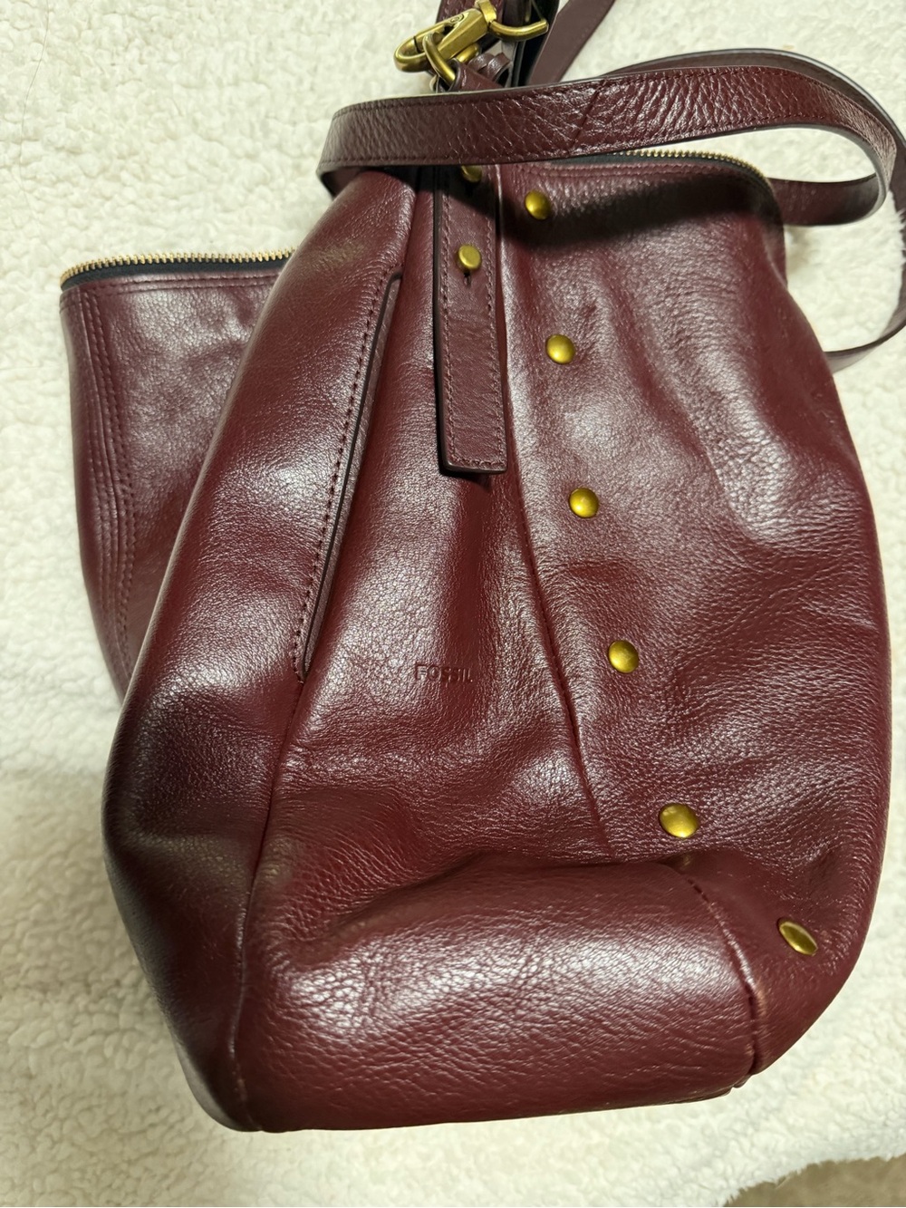Fossil Leather Hobo Shoulder Bag - Burgundy with Gold Studs - Picture 10 of 10